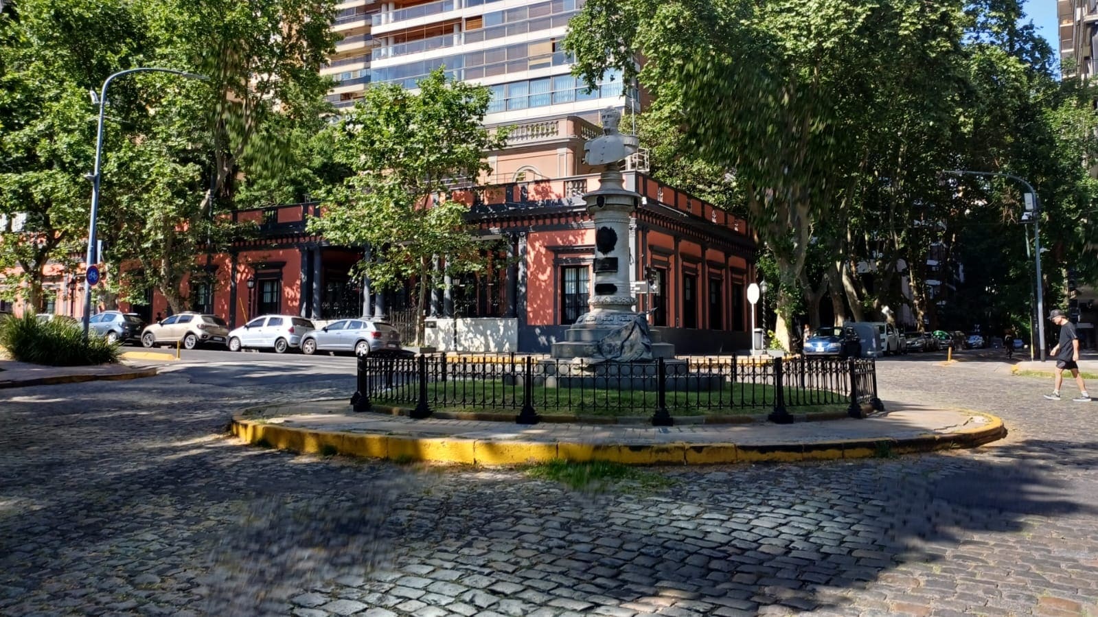 Vista busto de Belgrano