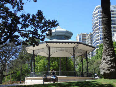 Plaza Barrancas de Belgrano