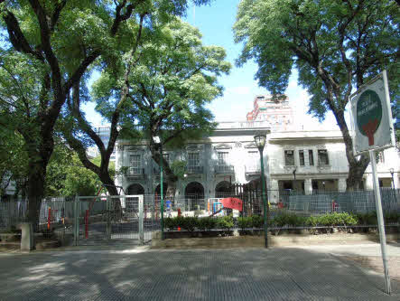 Plaza Rafael Hernández