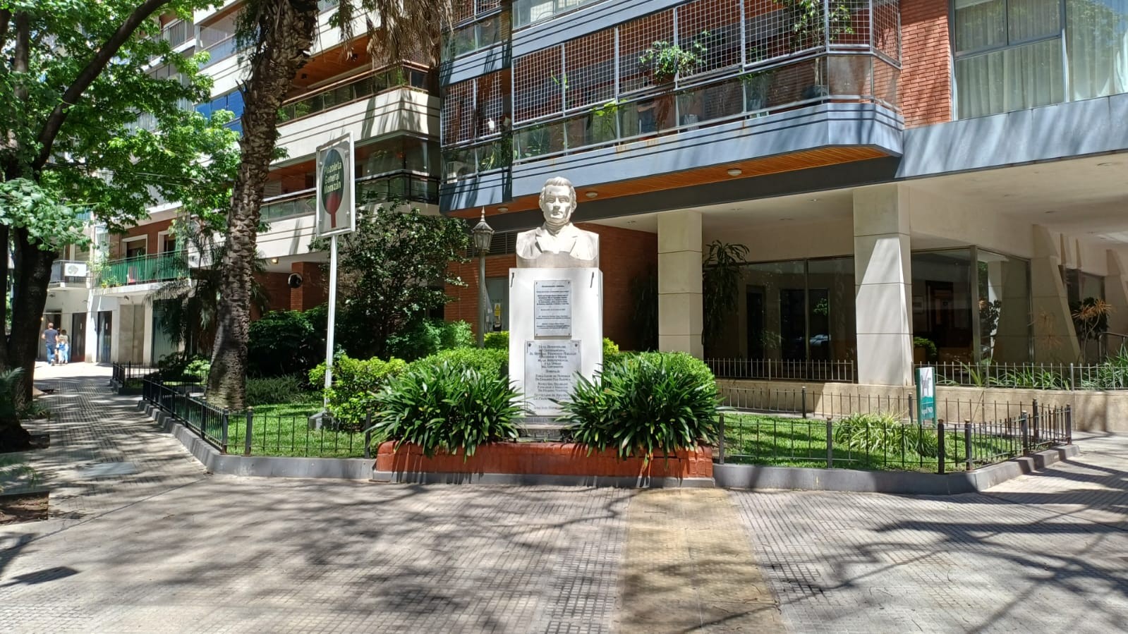 Plazoleta Gral. F. Morazán