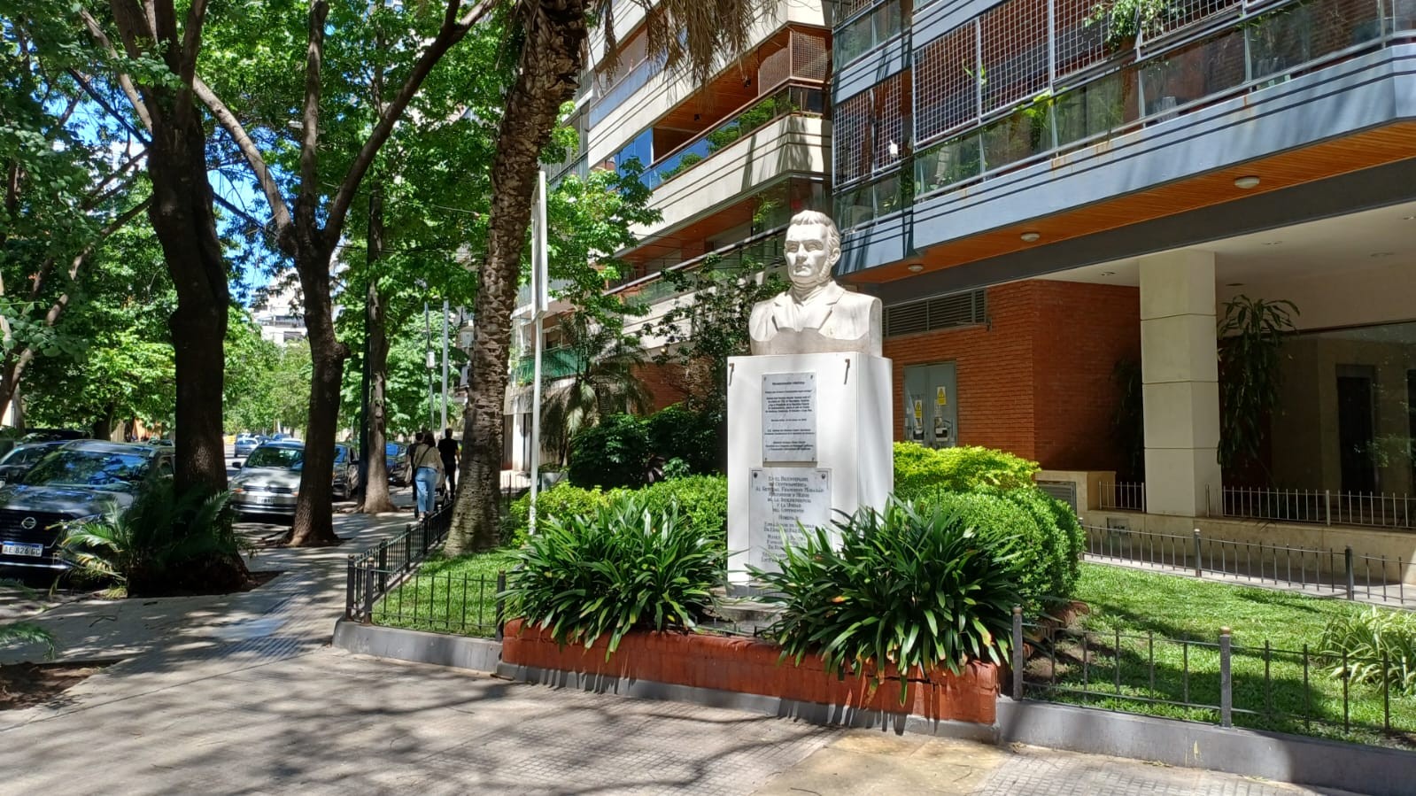 Plazoleta Gral. F. Morazán