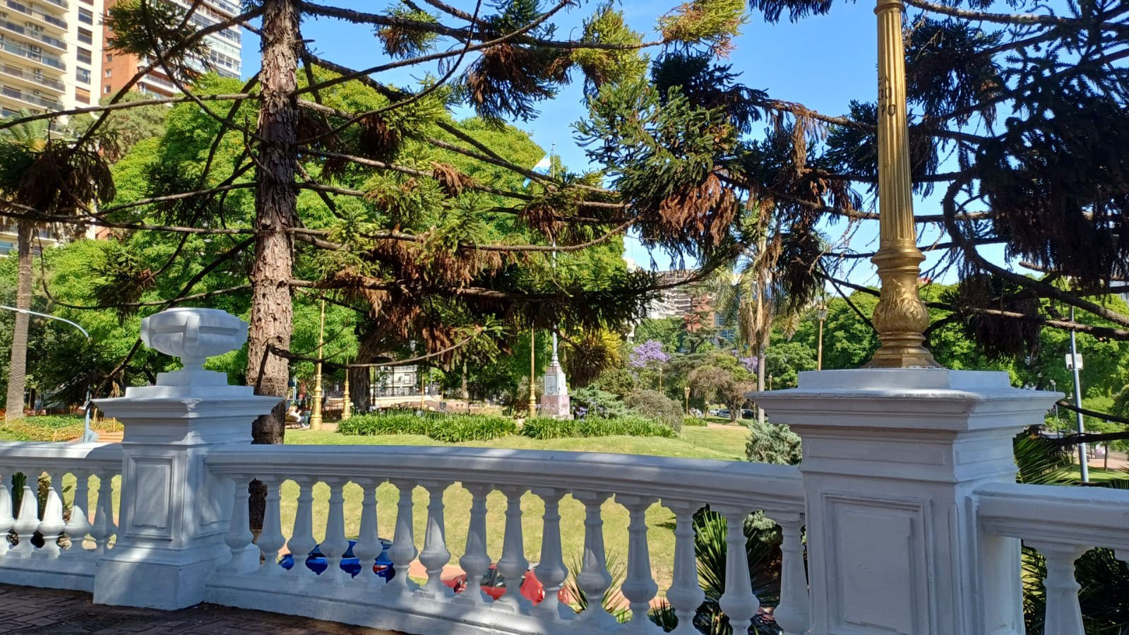 Plaza Barrancas de Belgrano