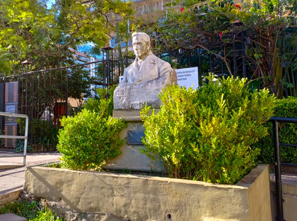 José Mármol