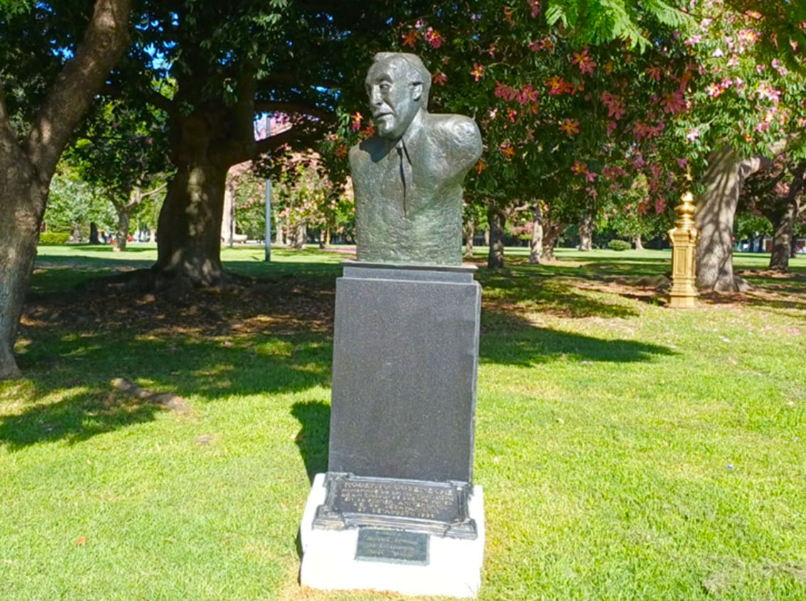 Roberto Goyeneche