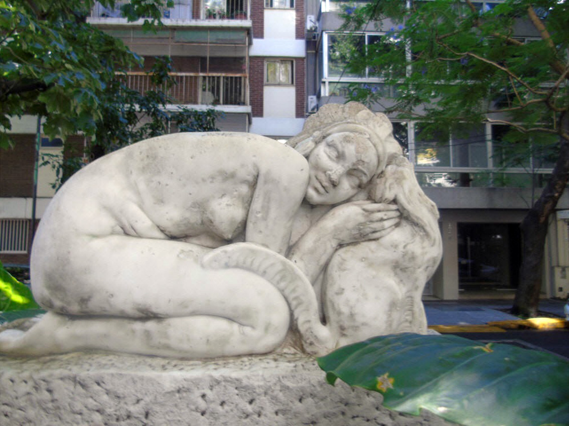La Mujer y el Gato