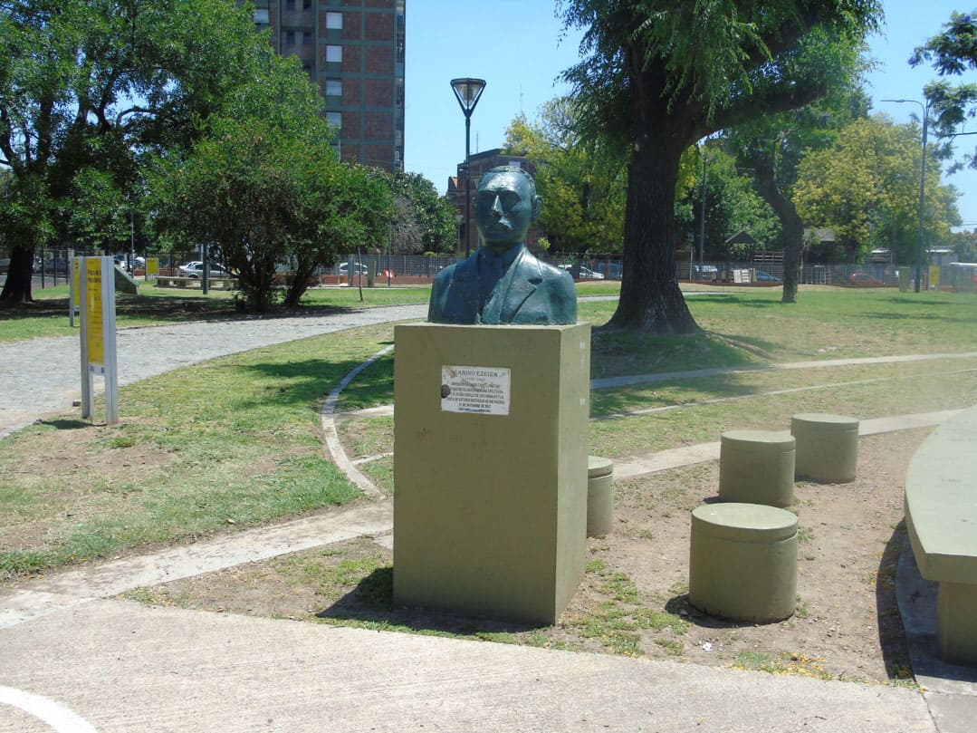 Homenaje a Gabino Ezeiza 2