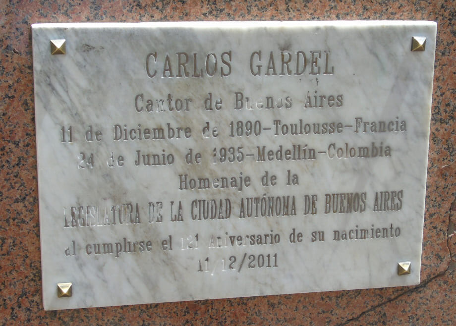 Homenaje a Carlos Gardel