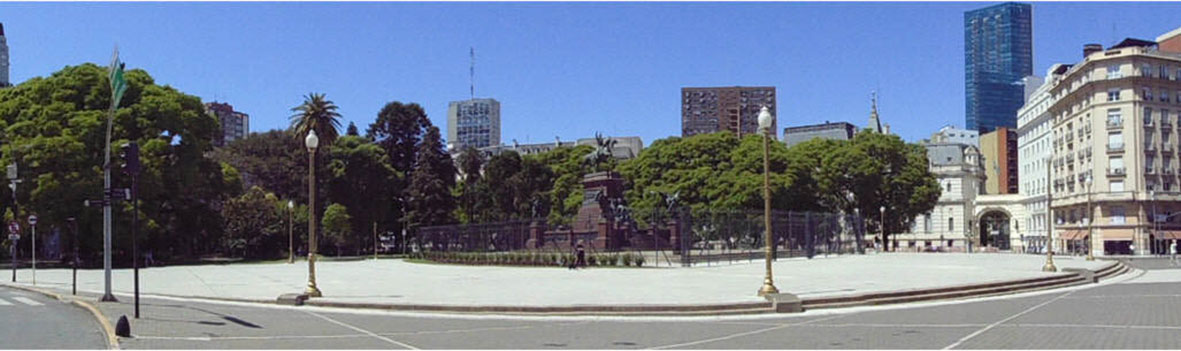 Plaza Libertador General San Martin