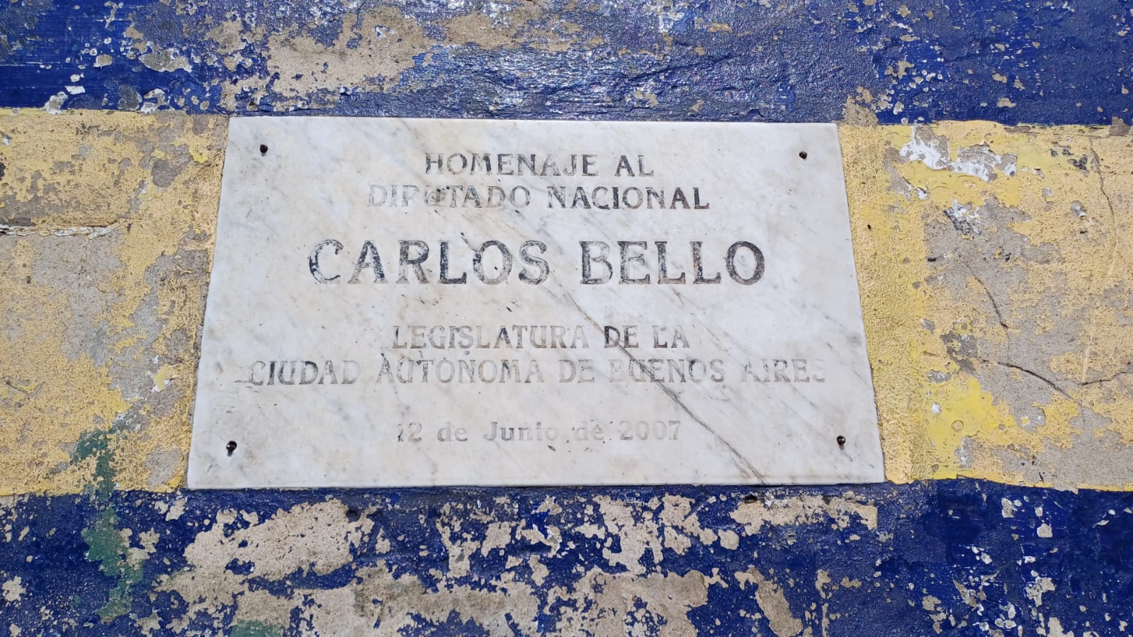 Placa Carlos Bello