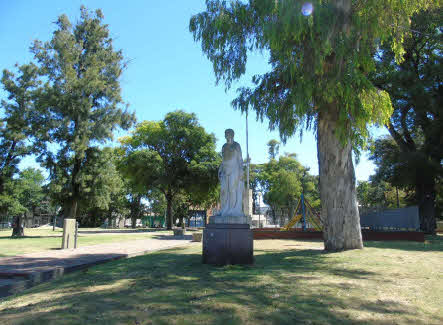 Plaza Almirante Brown