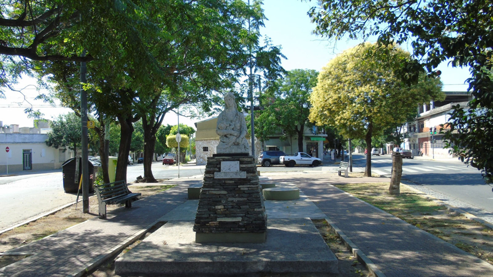 Plazoleta Fernando Ghio