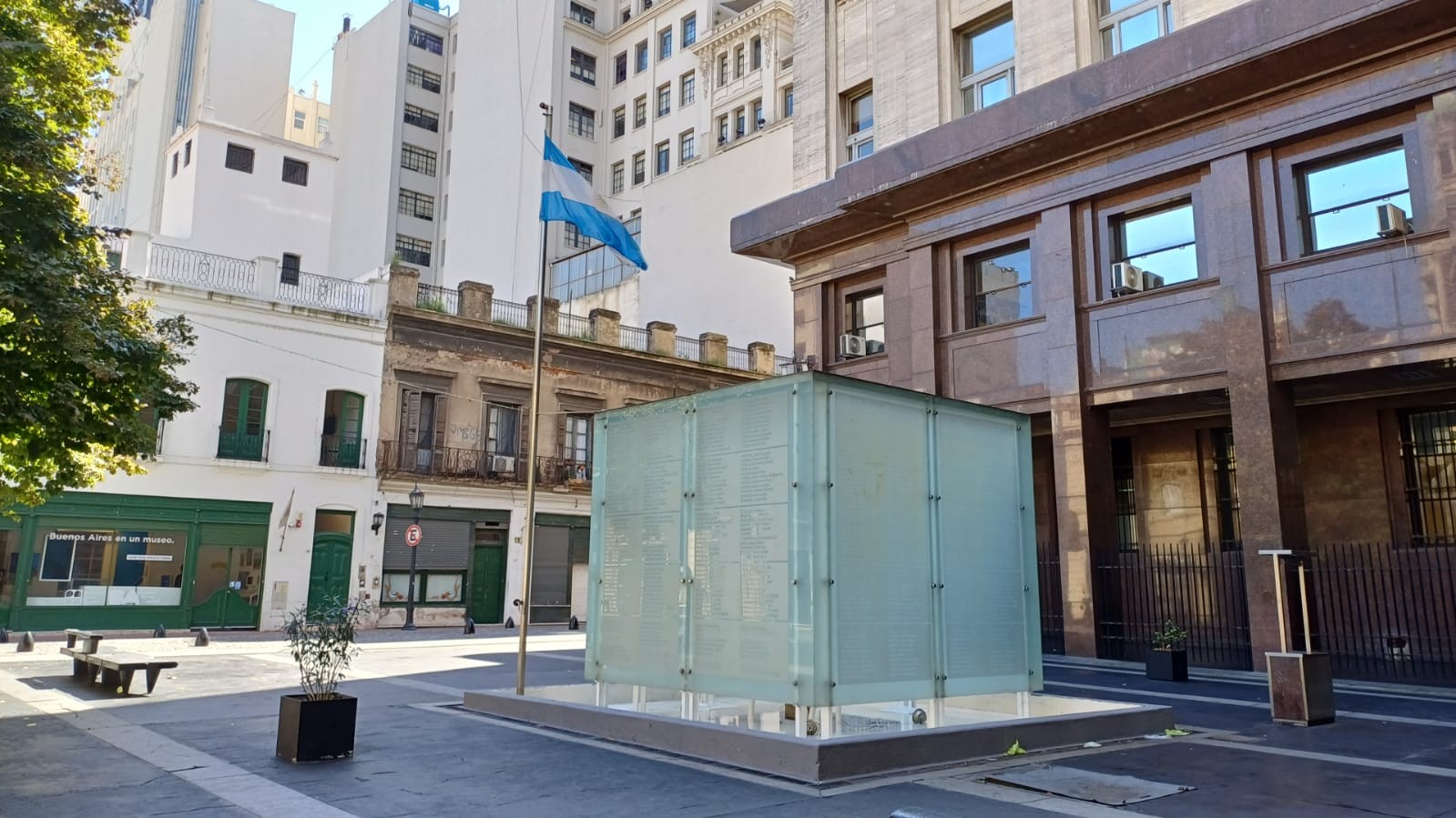  Plazoleta Héroes de Malvinas