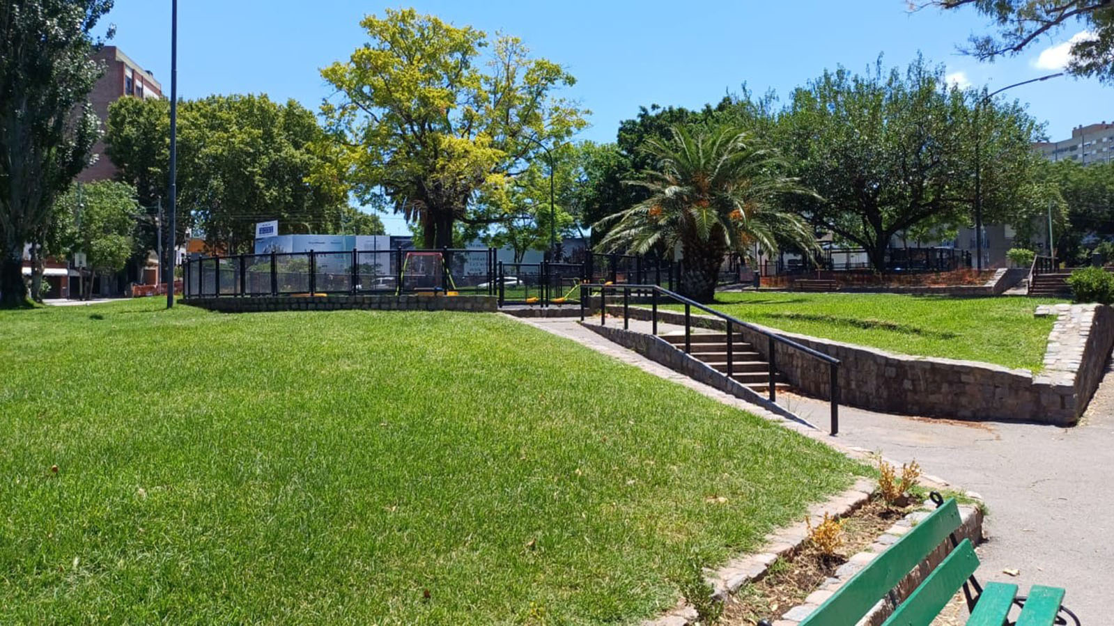 Plaza Felix Luna