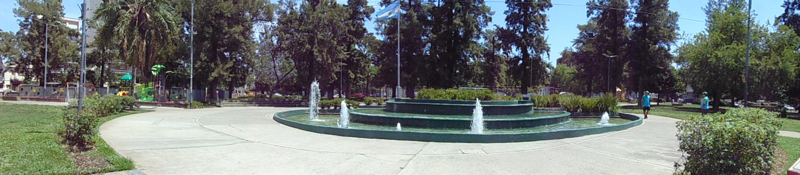 Plaza Dr. Roque Sáenz Peña