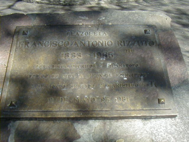 Nomenclatura de Plazoleta Francisco A. Rizzuto 