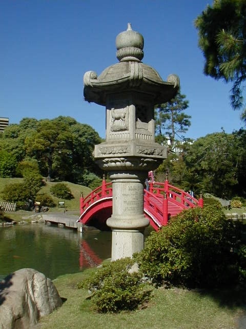 Farola japonesa