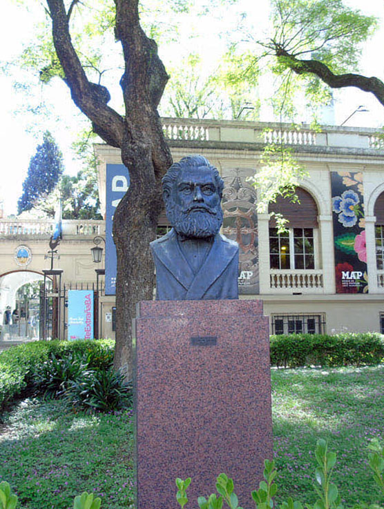 Busto de José Hernández
