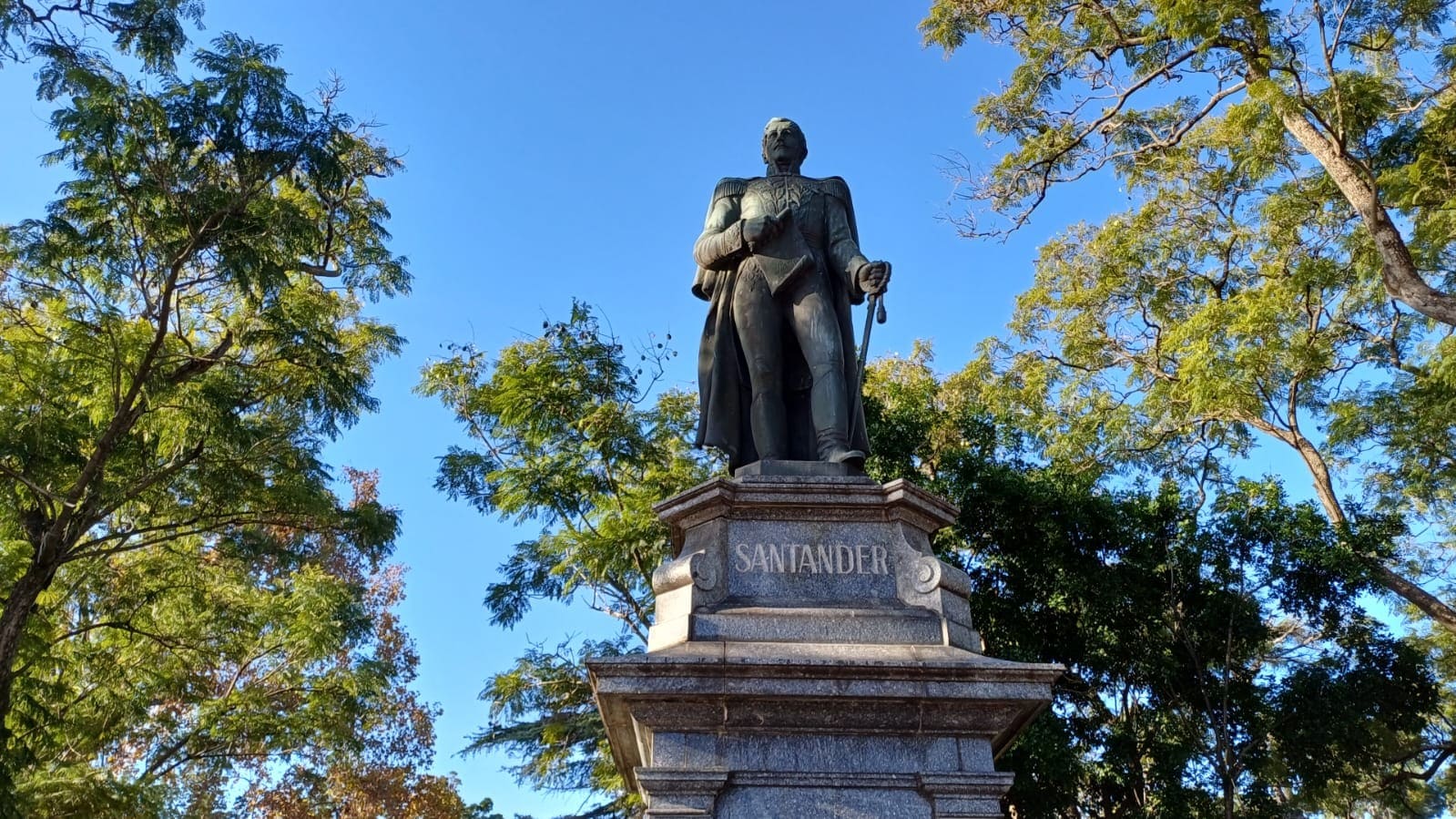Plaza Brig. Gral. Juan F. Quiroga