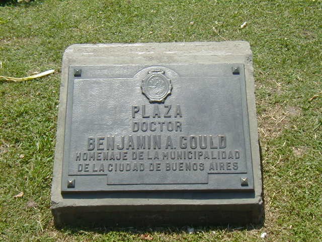 Nomenclatura de Plaza Dr. Benjamín A. Gould