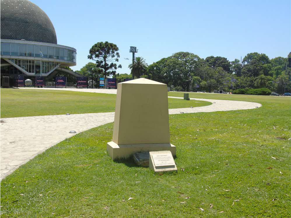 Homenaje al Primer Campo de Deportes