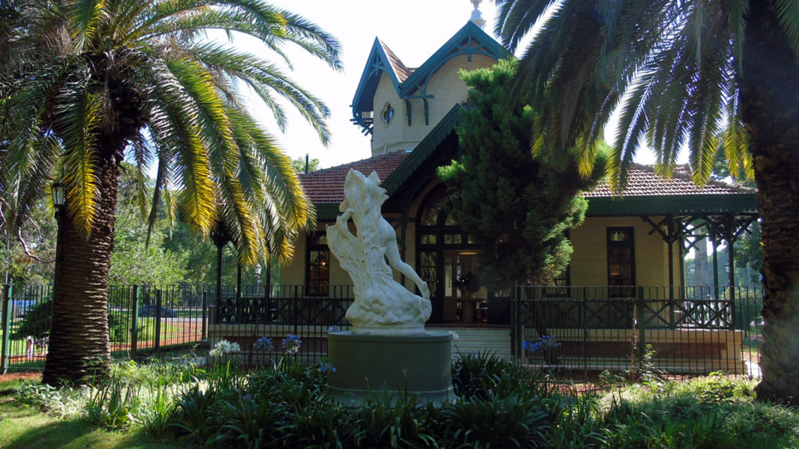 Plaza Sicilia