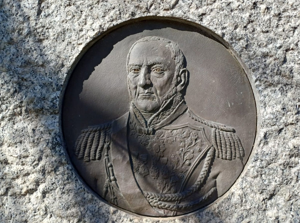 Don Enrique Martínez