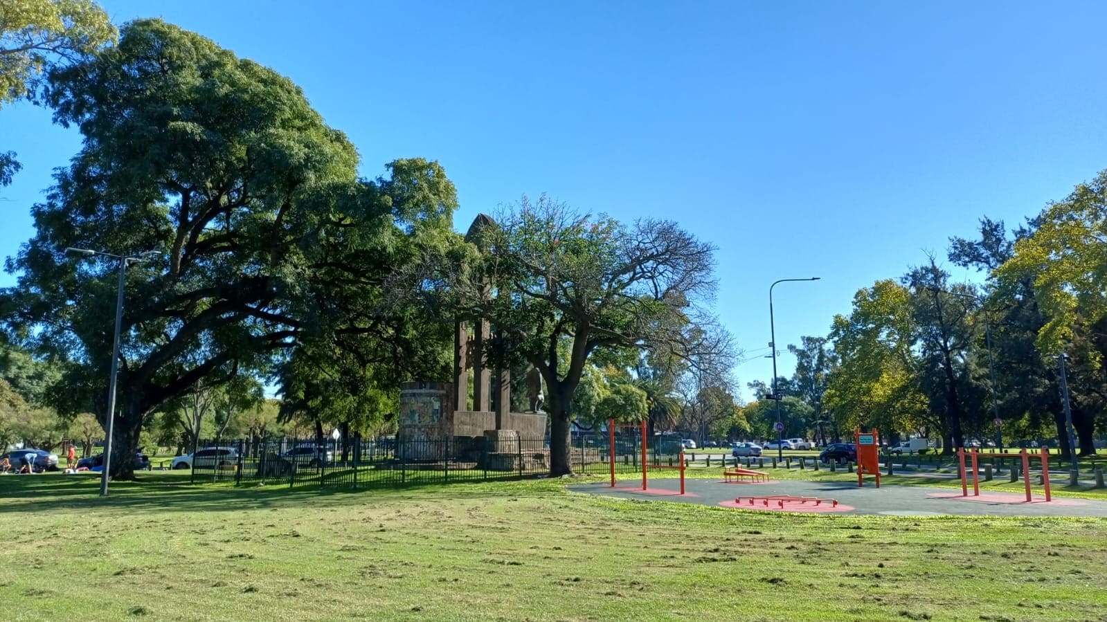 Plaza Cnel. de Ing. Jordán C. Wysocki