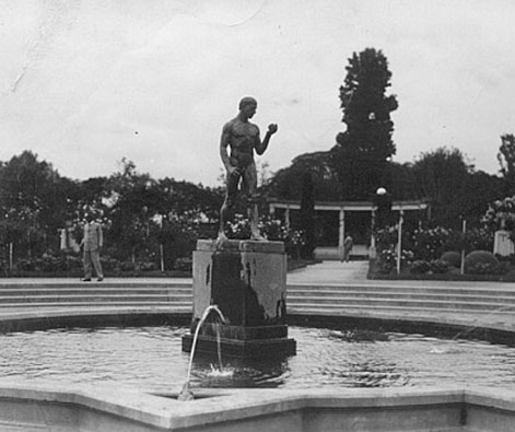 Piscina de mamposteria y Adolescencia