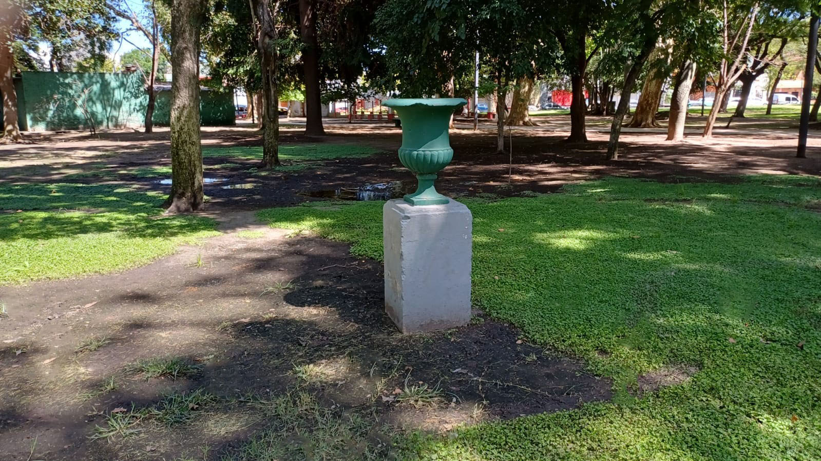 Plaza Dr. José C. Paz