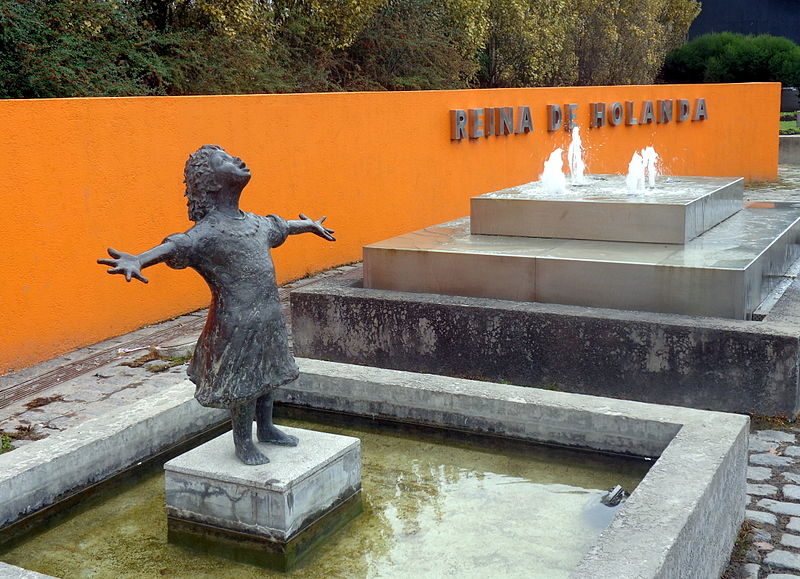 Niña de la fuente