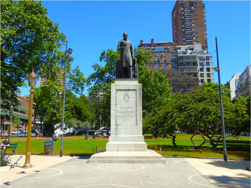 Plaza Teniente General Emilio Mitre