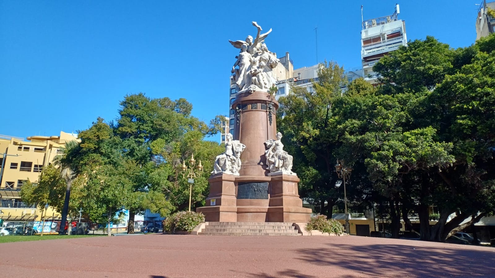 Plaza Francia