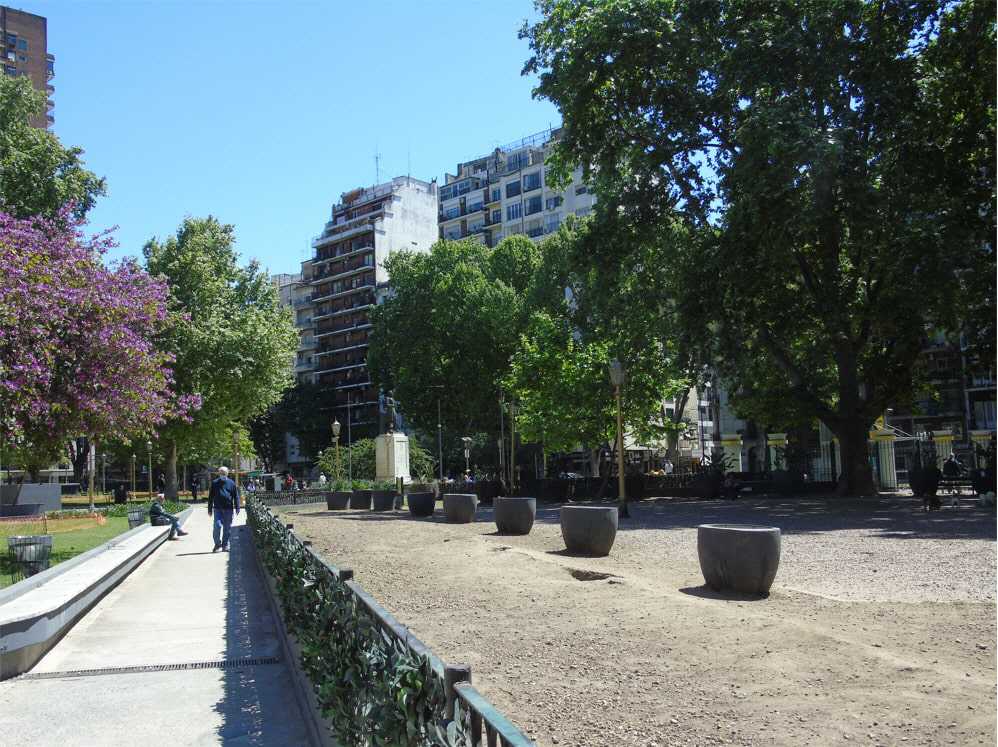 Vista plaza