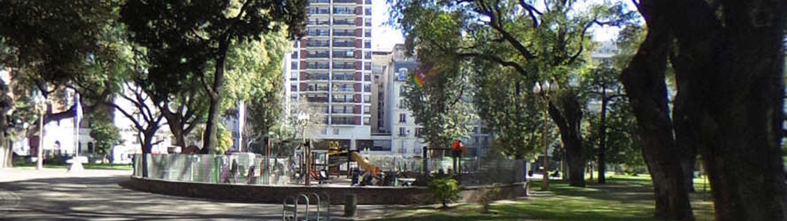 Plaza Vicente López y Planes