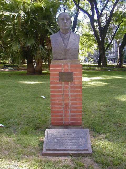 Dr. Manuel Gálvez