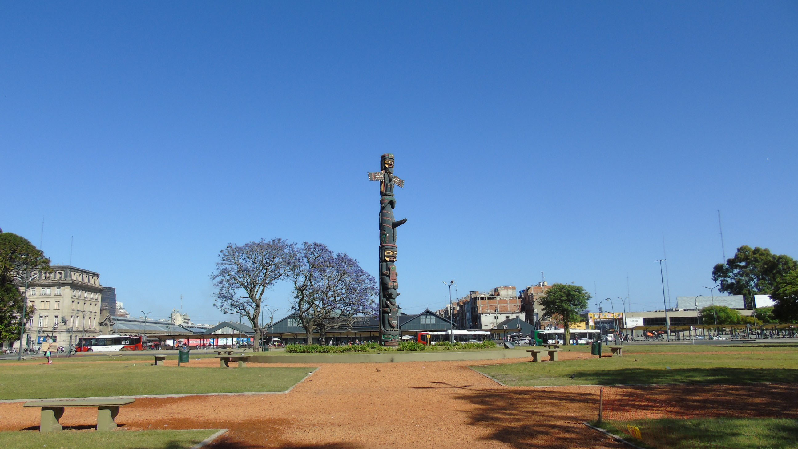 Plaza Canada