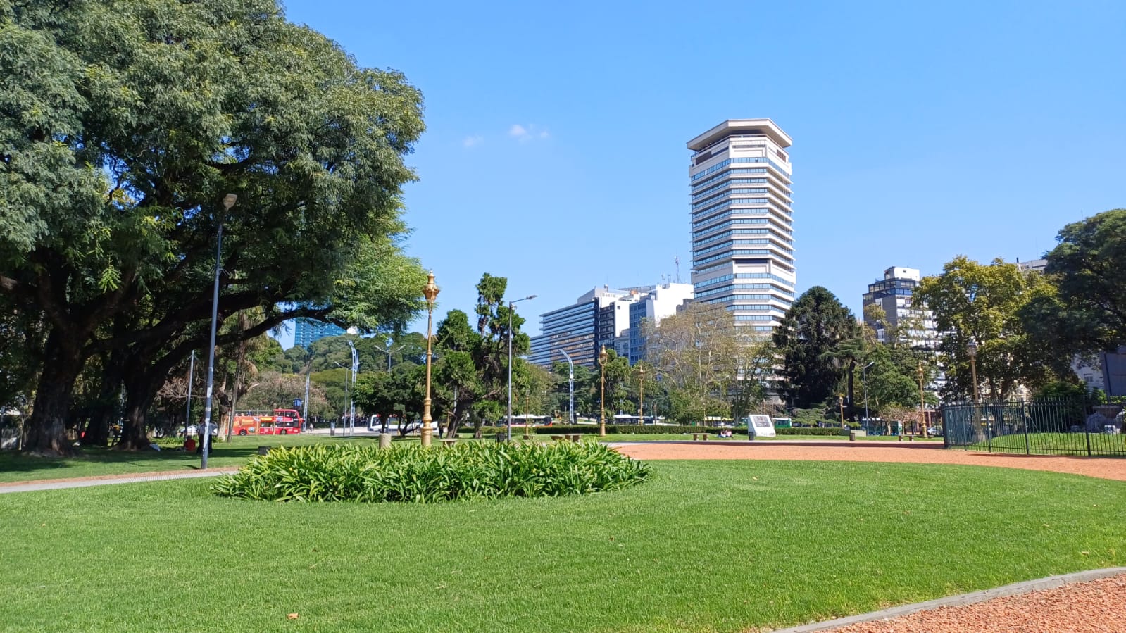 Plaza Fuerza Aérea Argentina
