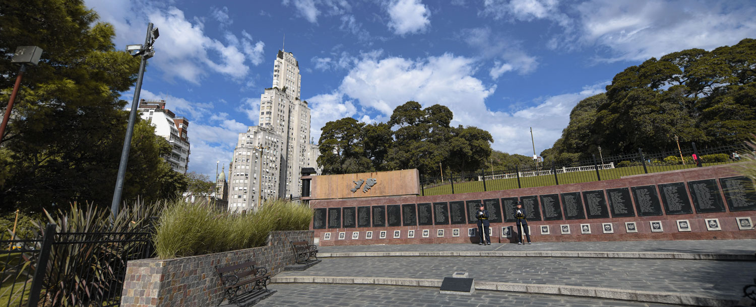 A los Caídos en Malvinas