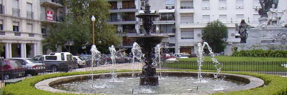 Plaza Carlos Pellegrini