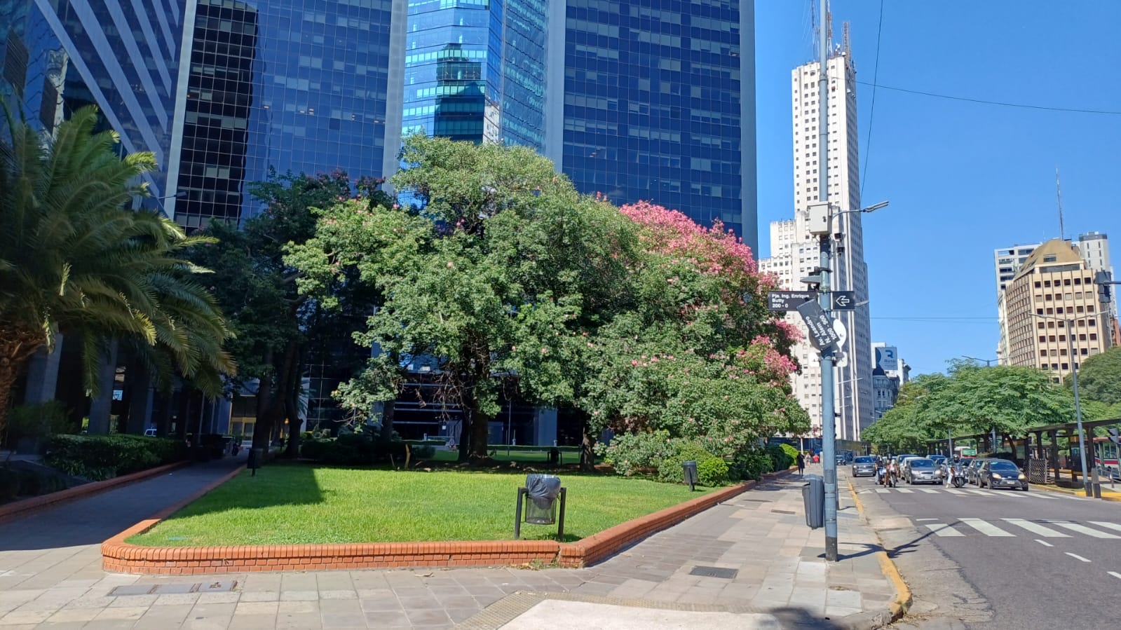 Plazoleta Mariquita Sánchez de Thompson