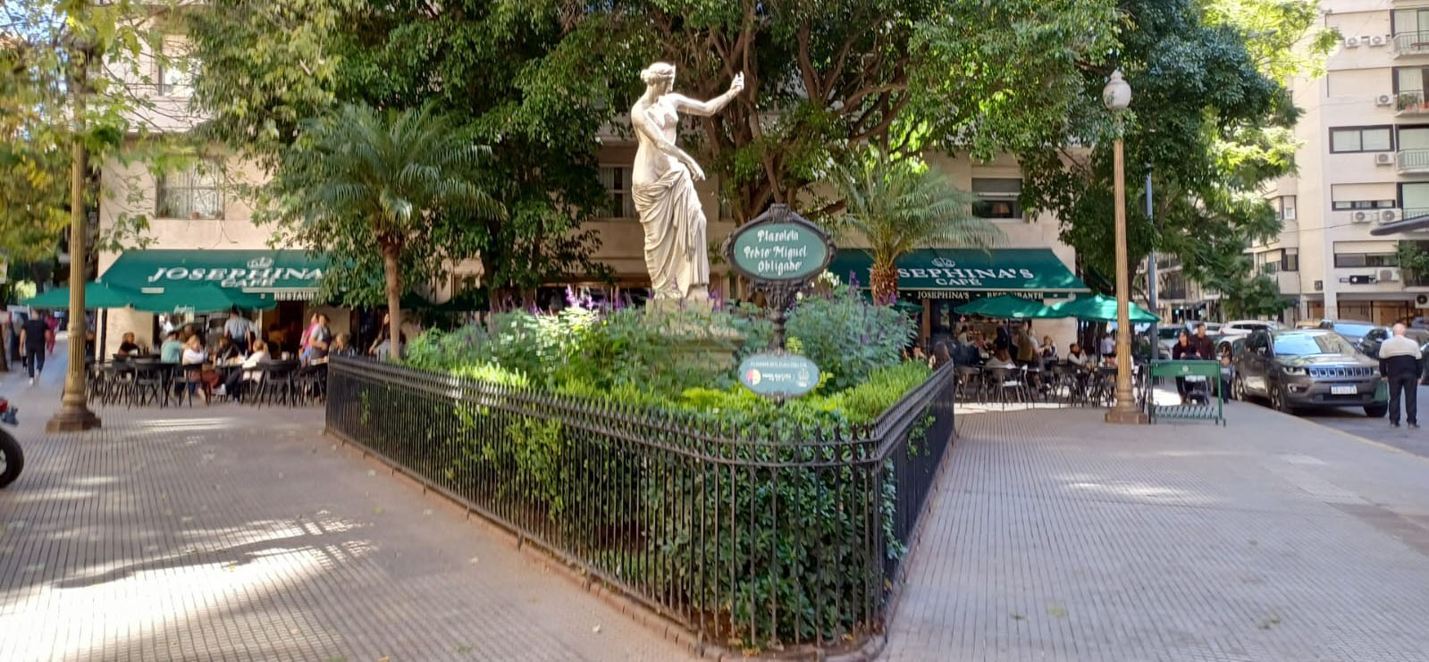 Plazoleta Pedro Miguel Obligado