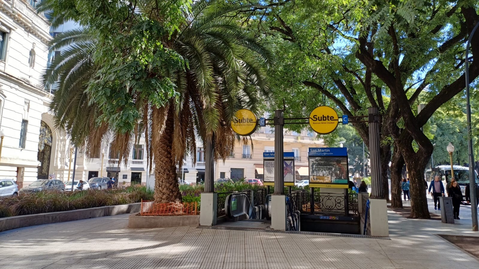 Plazoleta Teniente de Navío Cándido de Lasala