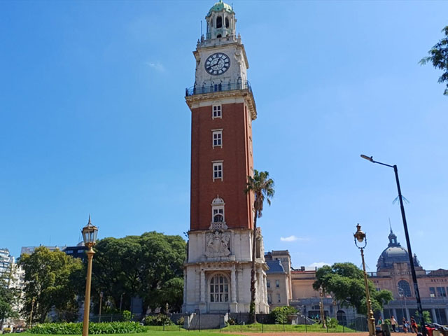 Plaza Fuerza Aérea Argentina