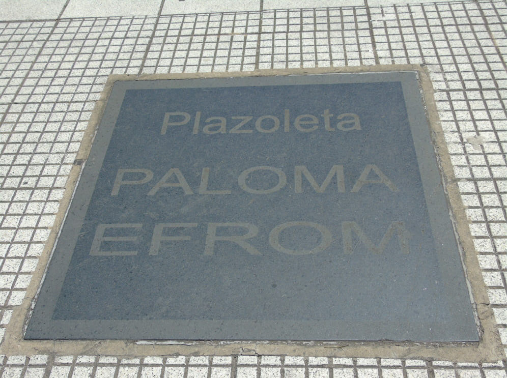 Plazoleta Paloma Efron