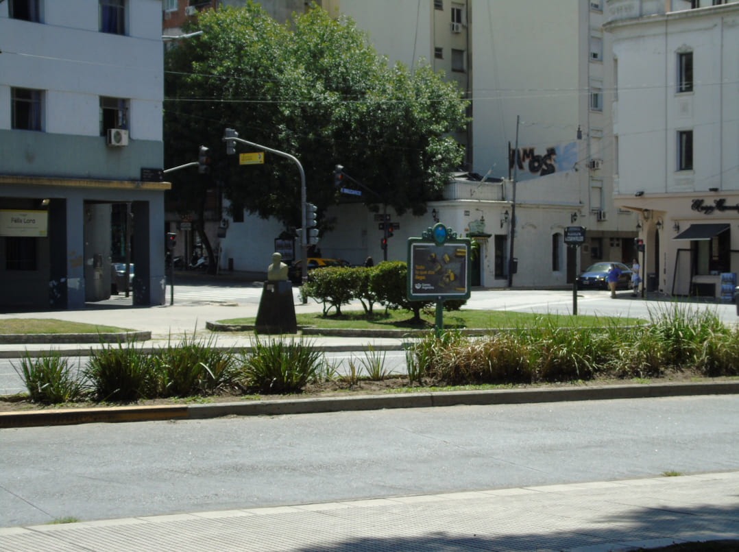 Plazoleta Ing. César Manuel Polledo