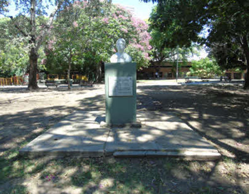 Plaza Rosario Vera Peñaloza