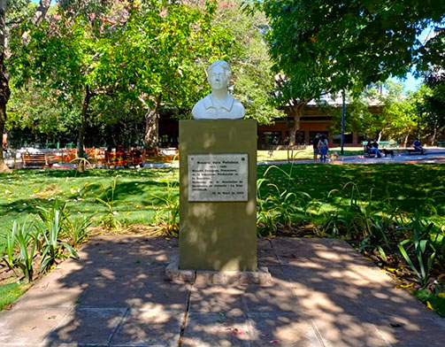 Plaza Rosario Vera Peñaloza