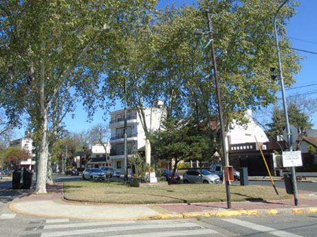 Plazoleta Dr. Rodolfo Erausquin