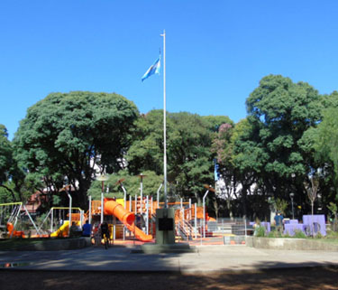 Plaza Benito Nazar