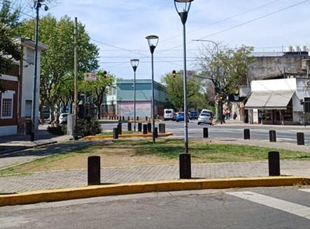 Plazoleta Carlos Gardel